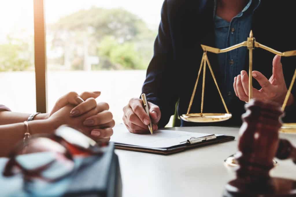 Court Applications vs. Mediation: A Less Stressful Path with EH Mediation Cranbrook